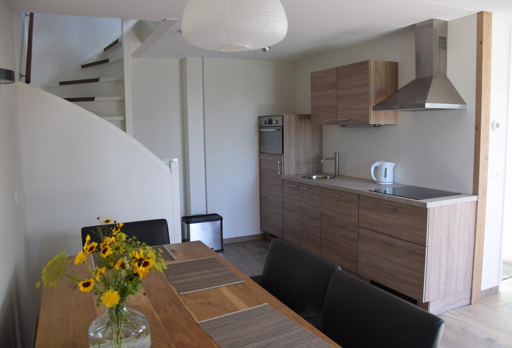Ferienwohnung Hofwestdijk Vrouwenpolder Exterior foto